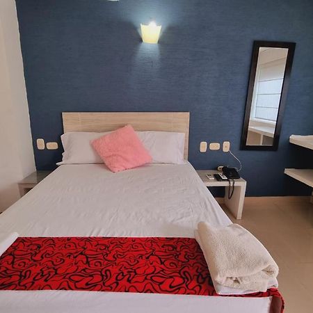 Magdalena Imperial Hotel Girardot Zewnętrze zdjęcie