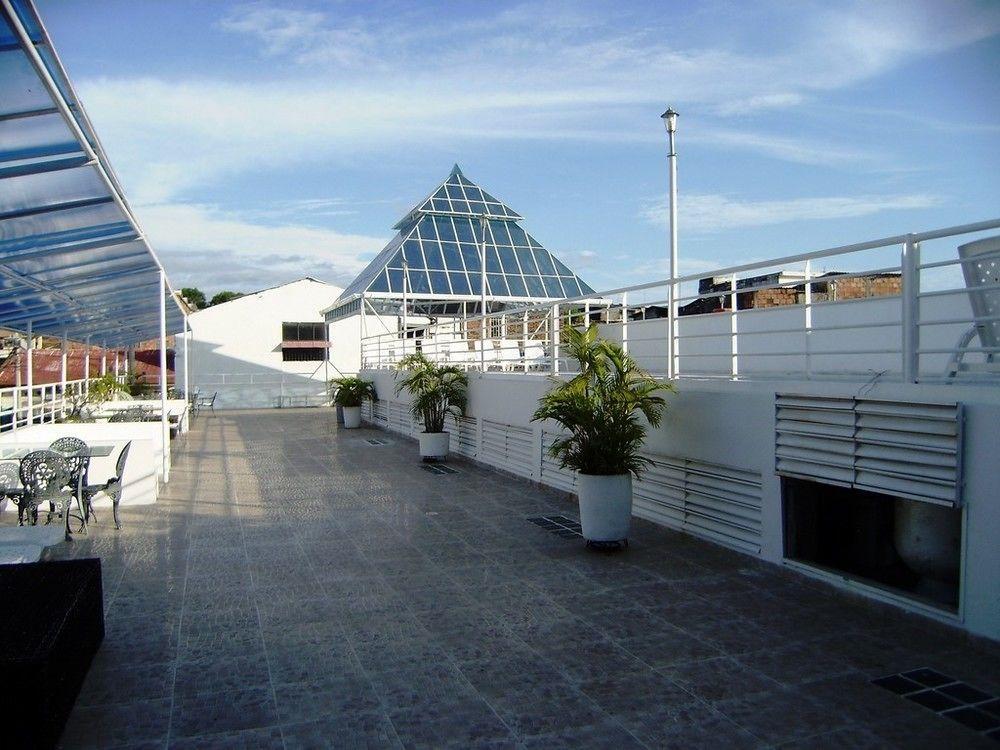 Magdalena Imperial Hotel Girardot Zewnętrze zdjęcie
