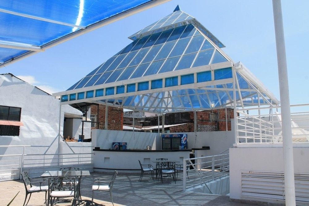 Magdalena Imperial Hotel Girardot Zewnętrze zdjęcie